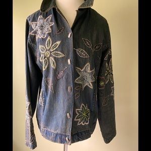 EUC KEREN Hart Embellished Denim Jacket